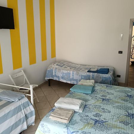 A Casa Di Berna E Tere Appartement Venturina Terme Buitenkant foto