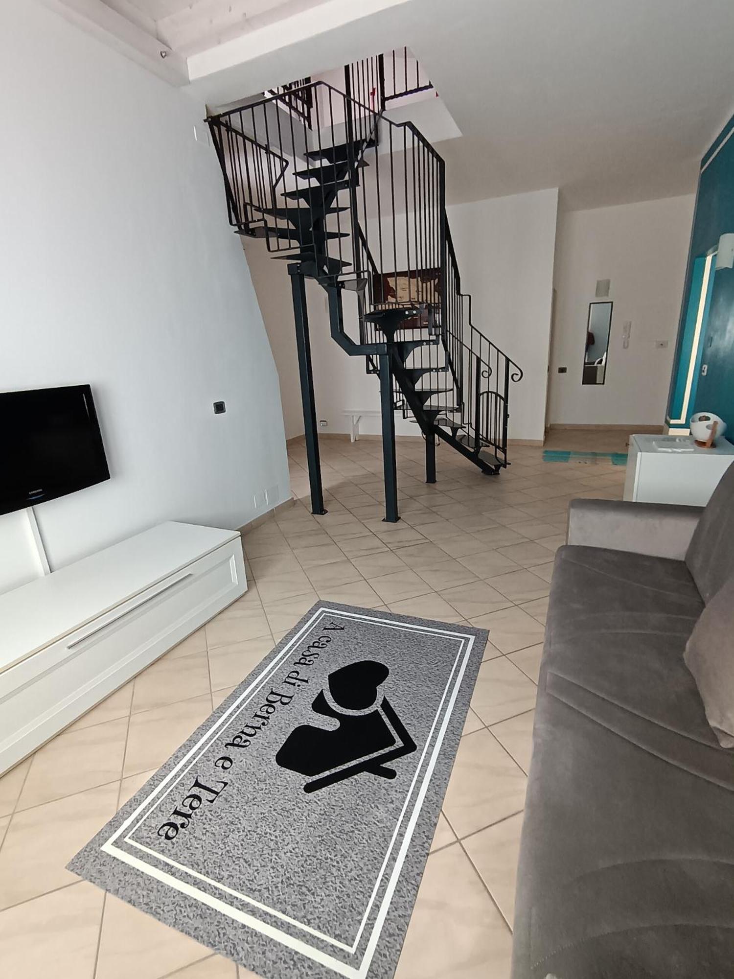 A Casa Di Berna E Tere Appartement Venturina Terme Buitenkant foto