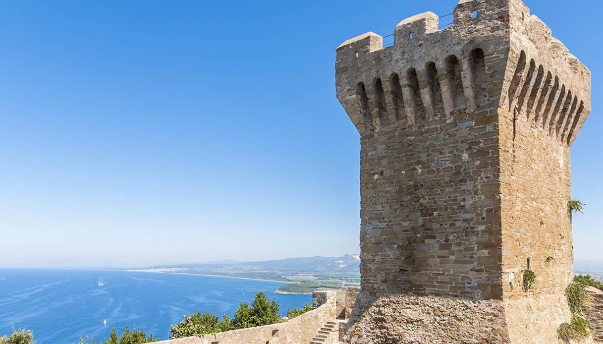 A Casa Di Berna E Tere Appartement Venturina Terme Buitenkant foto