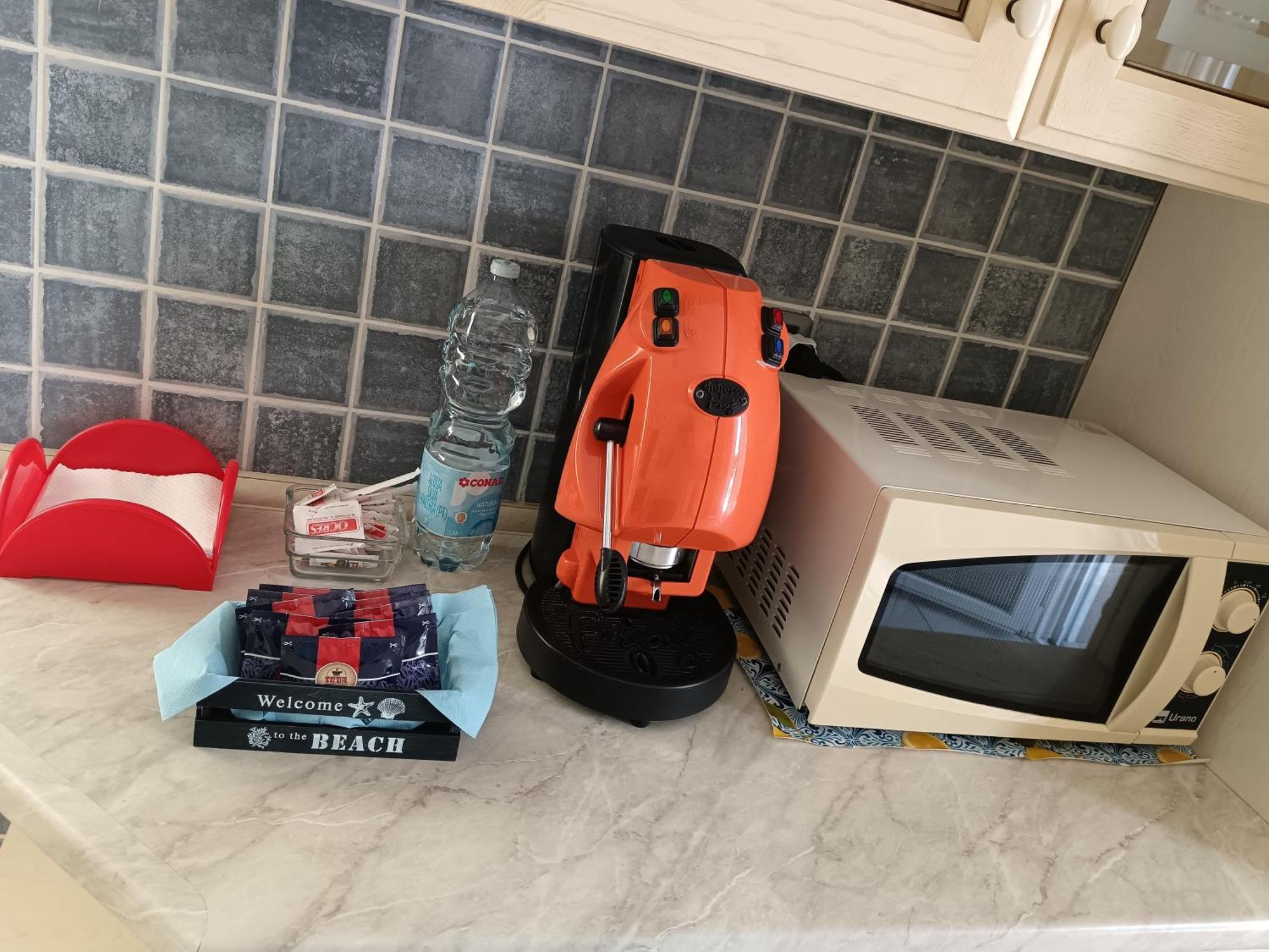 A Casa Di Berna E Tere Appartement Venturina Terme Buitenkant foto