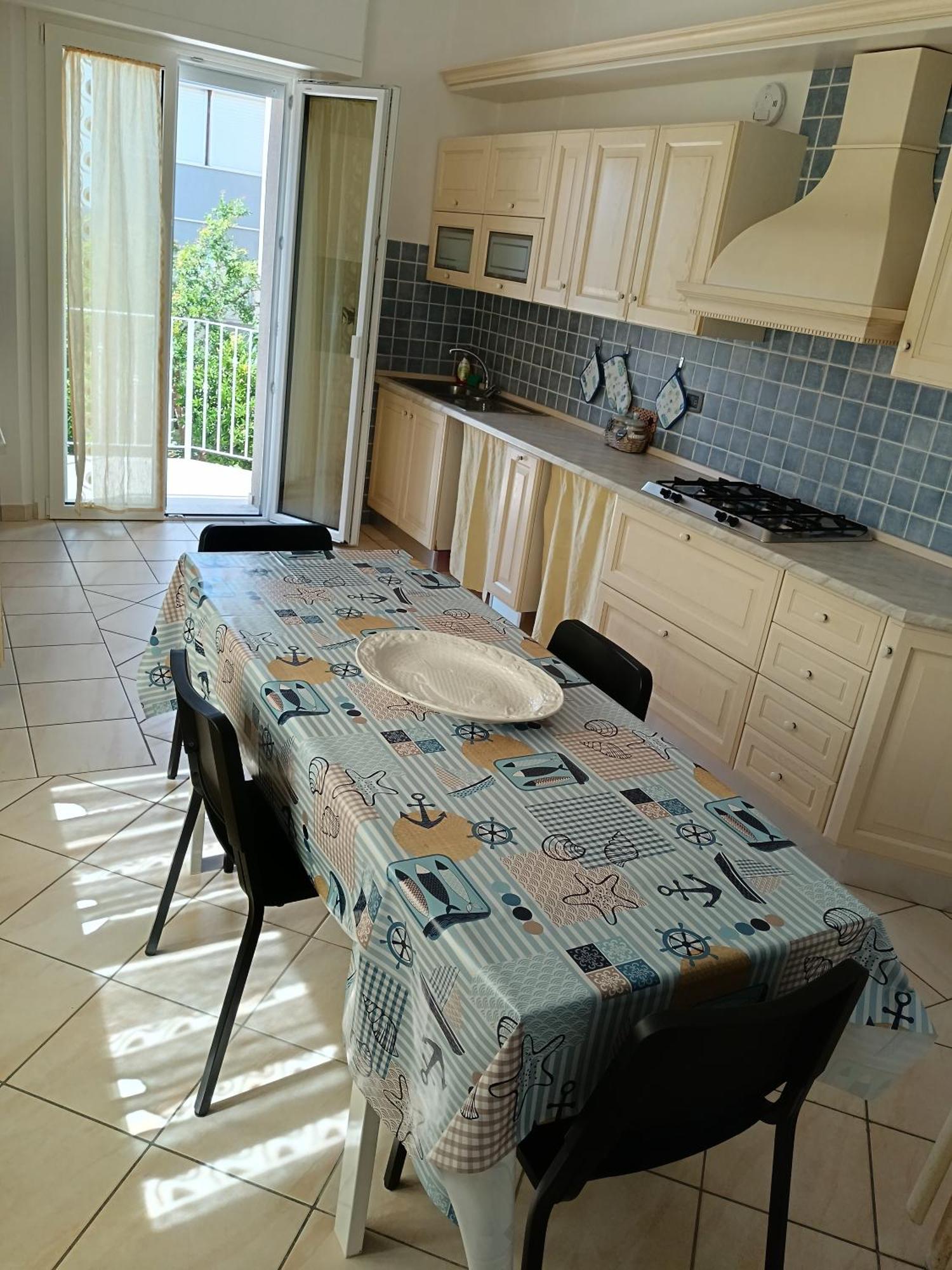 A Casa Di Berna E Tere Appartement Venturina Terme Buitenkant foto